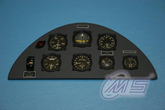 He 72 Kadet - Palubn� deska p�edn�